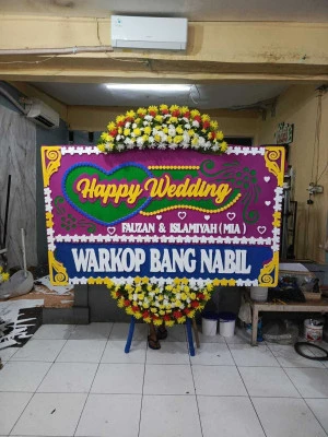 Papan Bunga di Kedungsri Butuh